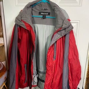 Marmot red and gray XL mend